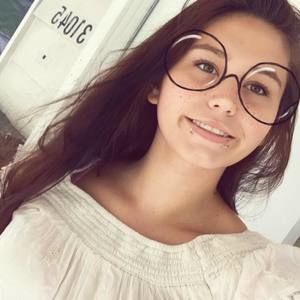 Meet your Posher, Cheyanne